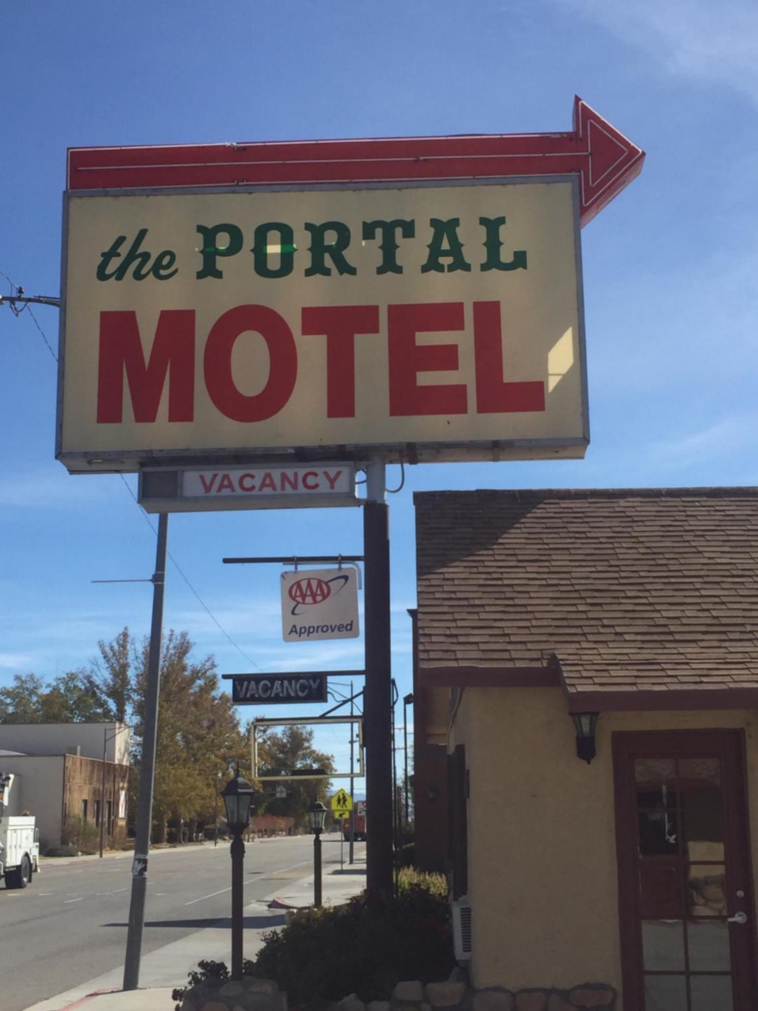 Portal Motel Lone Pine Exteriör bild